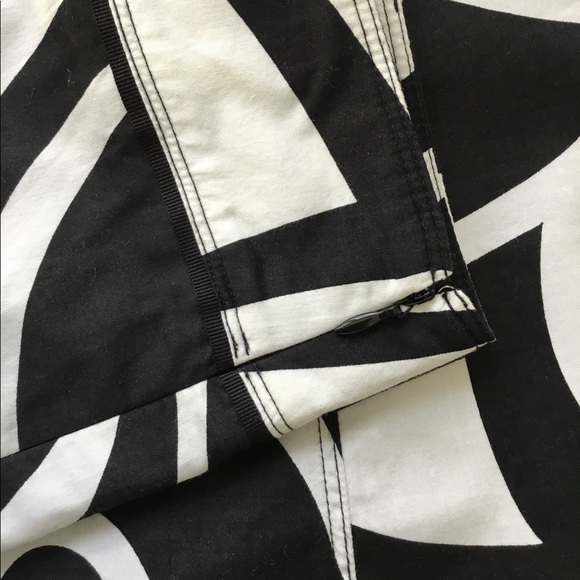 Ann Taylor Skirt, Size 10 - Picture 4 of 5